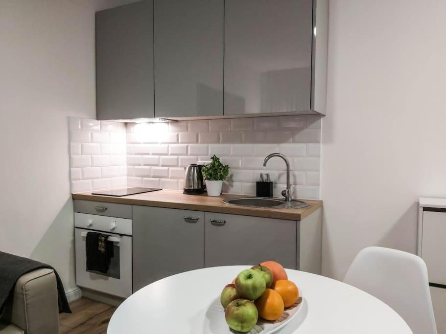 Bezagenta Mozart3 Studio Easy Access To City Wifi Varşovia Exterior foto